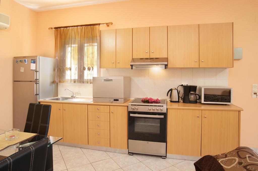 George Apartments Lourdata  Room photo