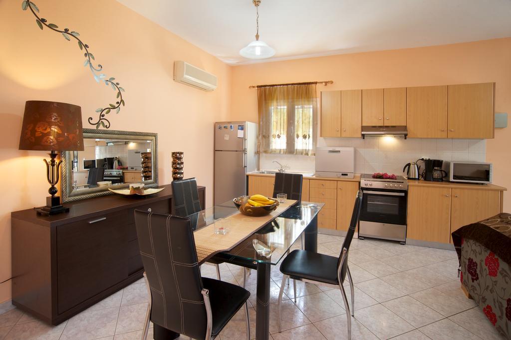 George Apartments Lourdata  Room photo